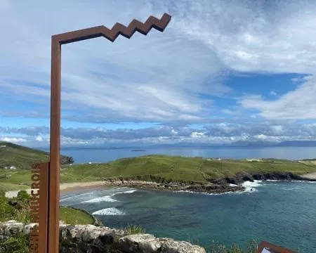 Memory Lane Self Catering * Muckros